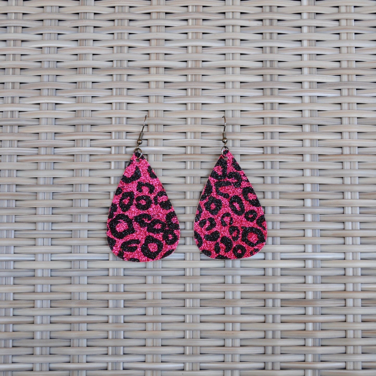 Faux Leather Earrings – Large Glitter Leopard Print Teardrop #111